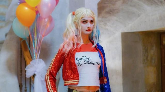 Tuba Büyüküstün, Harley Quinn oldu