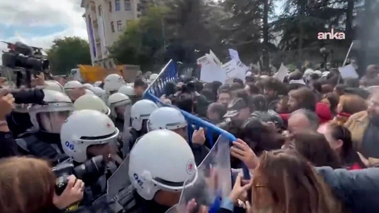 10 Ekim Gar Katliamı anmasına polis müdahalesi