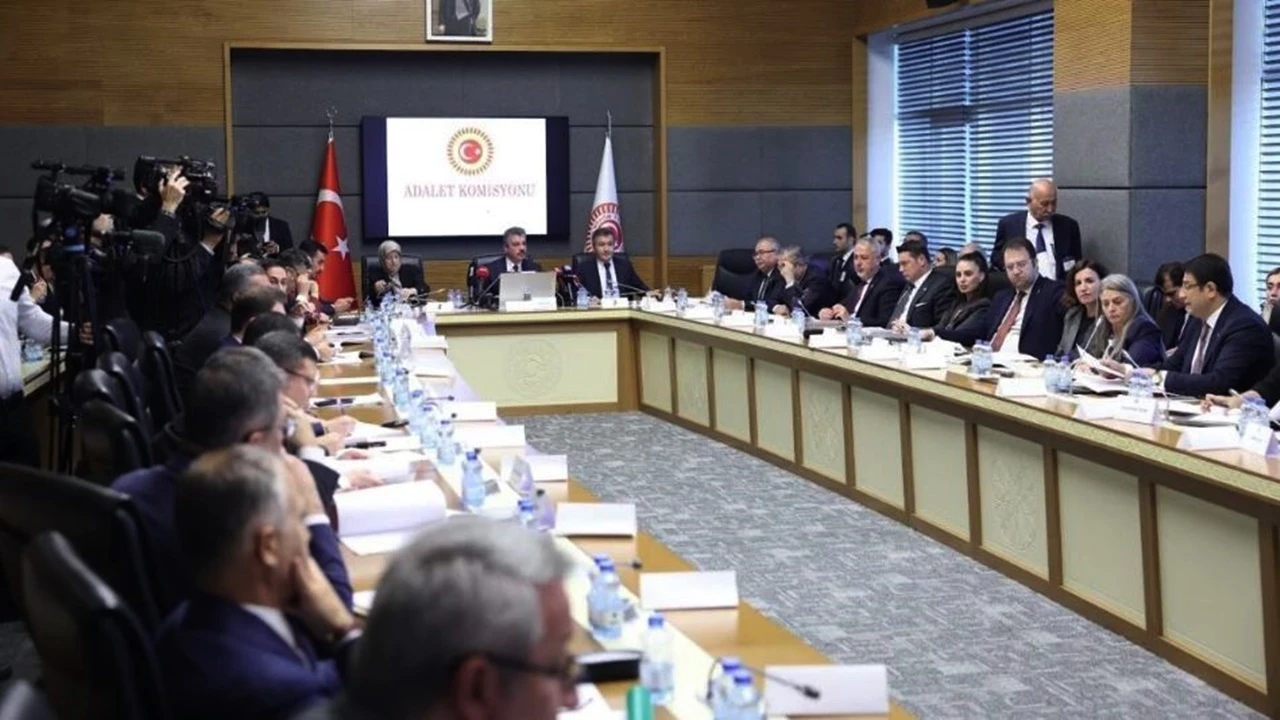 11'inci Yargı Paketi komisyonda kabul edildi