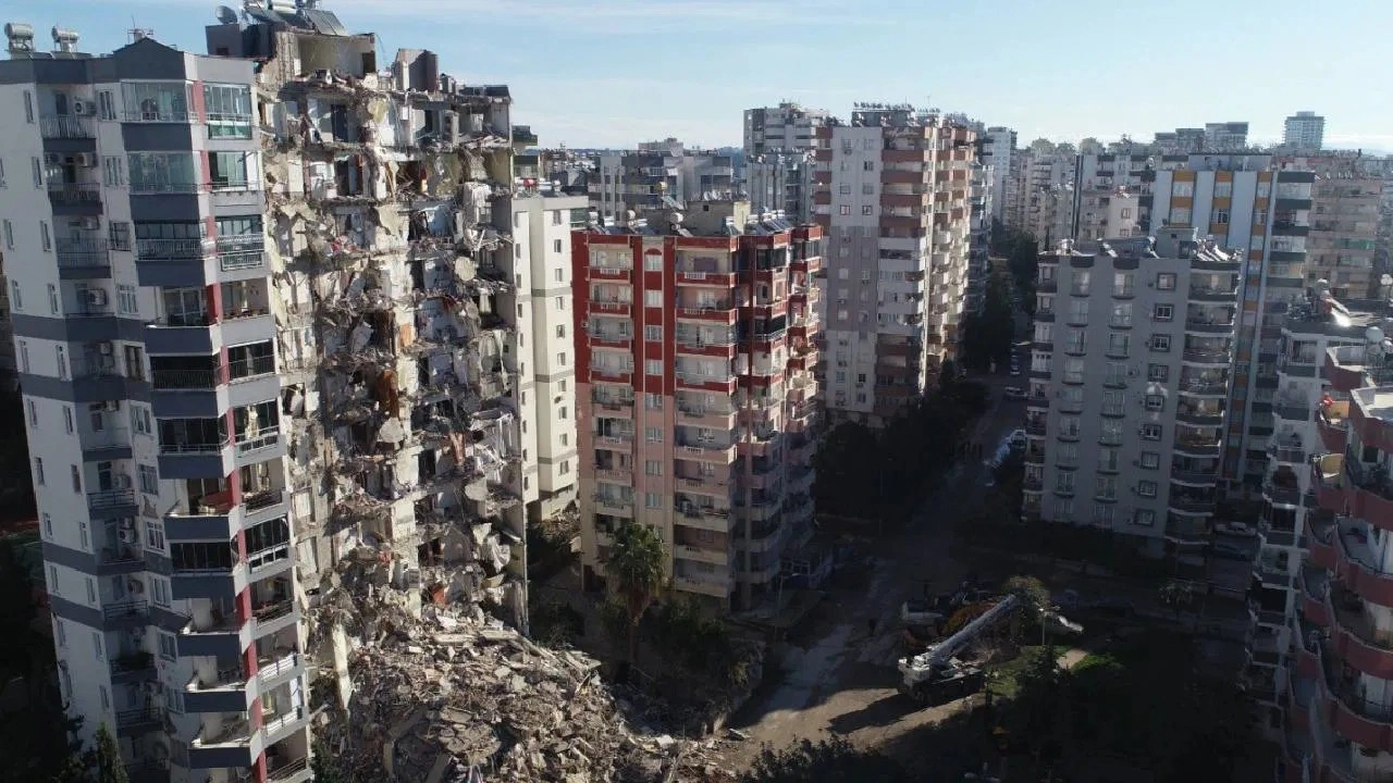 12 kişiye mezar olan Mete Apartmanı davasında hapis talebi!