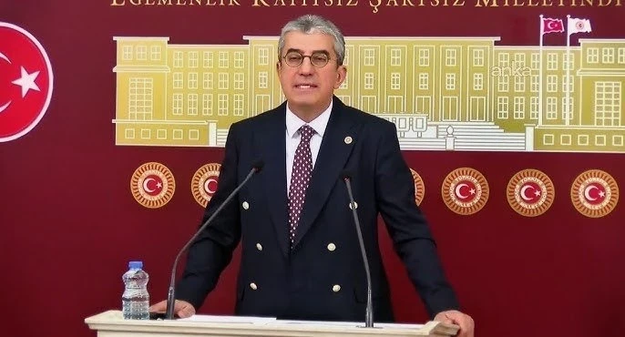200'den fazla belediye başkanı YENİ Parti'ye katılmak i&ccedil;in istifa etti
