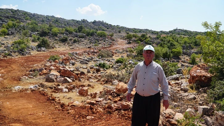 Acaroba Mahallesi'ne arazi yolu ve etkinlik alanı