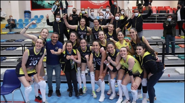 Adam Voleybol muhteşem başladı: 3-1