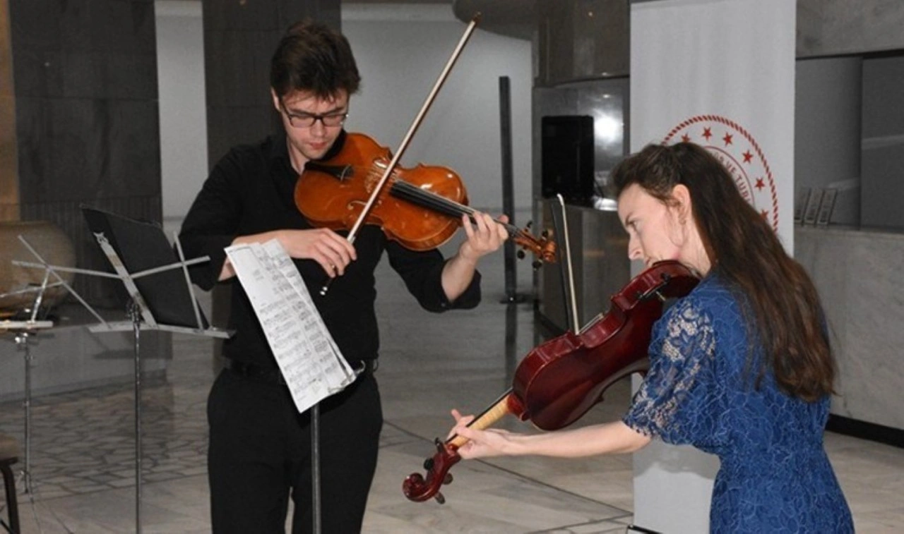 Afyonkarahisar'da klasik müzik festivali devam ediyor: Mahkûmlara özel dinleti