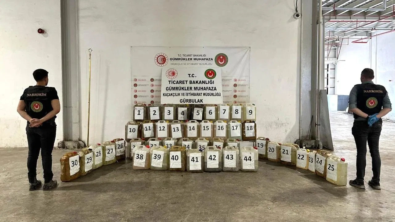 Ağrı'da 764 kilo likit metamfetamin ele geçirildi
