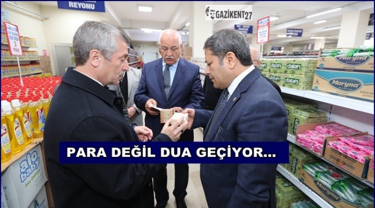 AK Parti Milletvekilleri Sosyal Market&rsquo;i gezdi