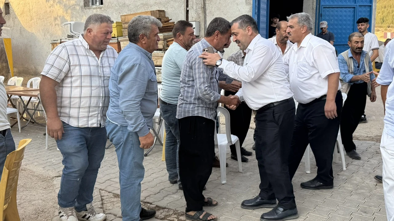 AK Parti Şehitkamil'de saha çalışmalarını hızlandırdı