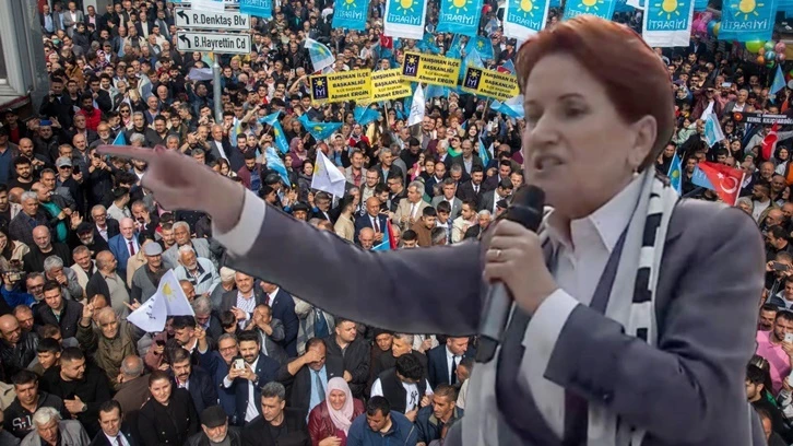 Akşener: Bebek katiliyle el ele tutuşan sensin Recep Bey  