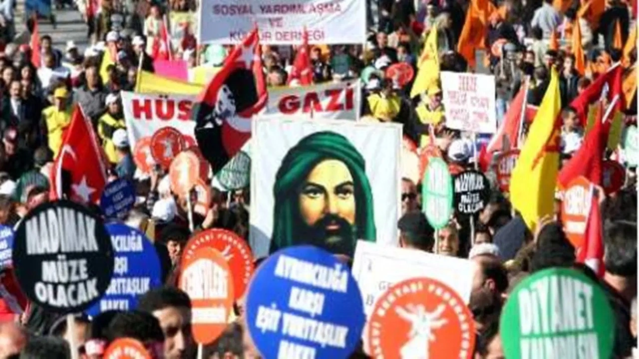 Alevi örgütlerinden ortak açıklama: 'İktidarın ekmeğine yağ sürmeyin'