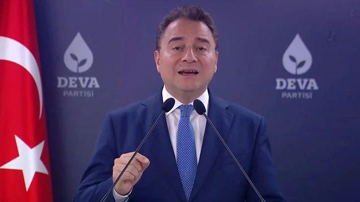 Ali Babacan: 2 buçuk da kapanır 12 buçuk da...