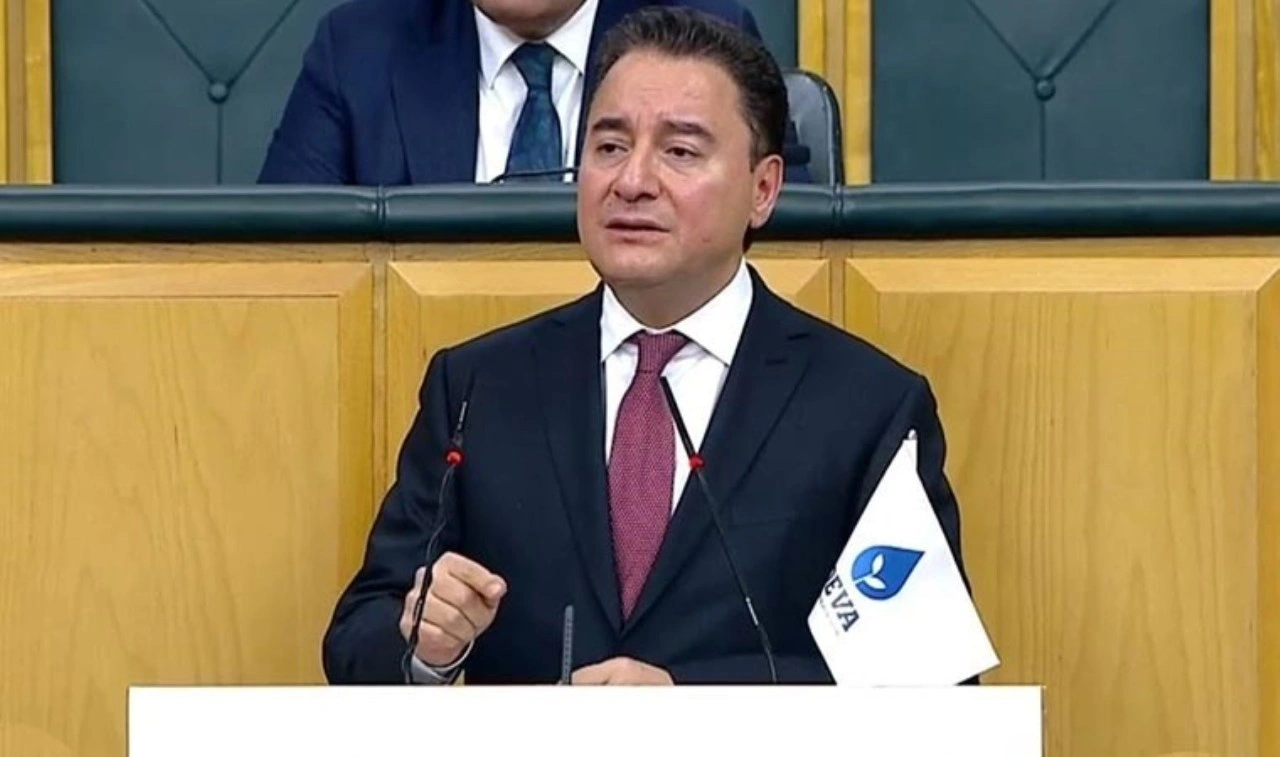 Ali Babacan'dan TRT'ye: Hakkımı helal etmiyorum