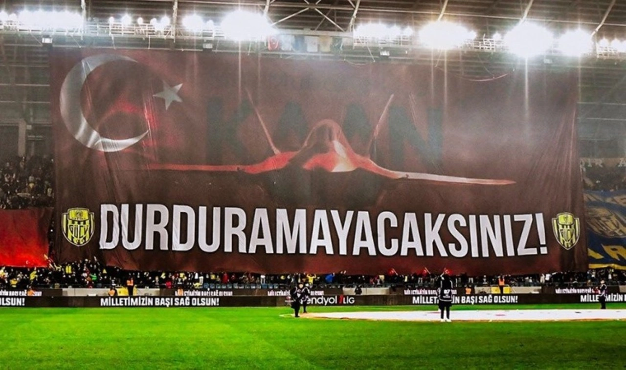 Amedspor maçı öncesi Ankaragücü'ne kırmızı-beyaz koreografi yasağı!