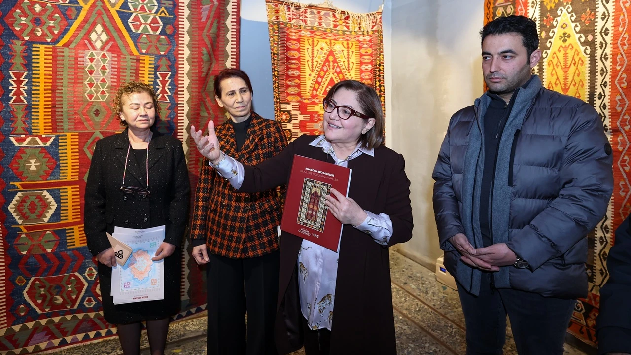 &ldquo;Anadolu Seccadeleri&rdquo; sergisi ziyarete a&ccedil;ıldı