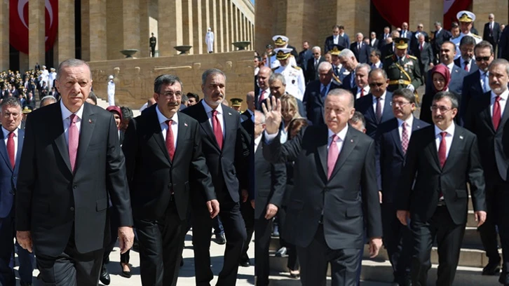 Anıtkabir’de yine “Reis” sloganları atıldı!