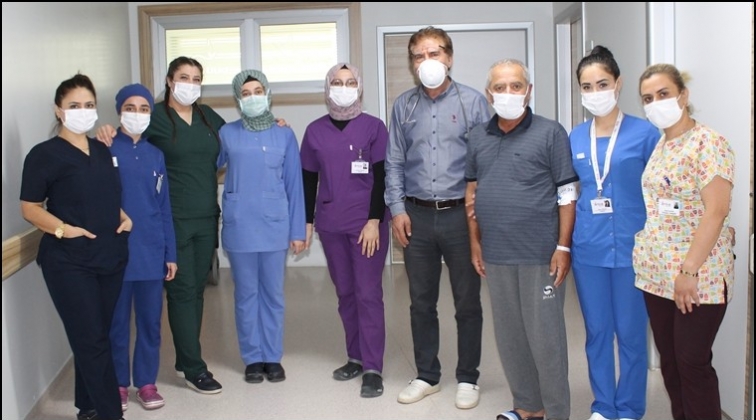 ANKA&rsquo;da koronavir&uuml;s&uuml; yenip, yaşama tutundu