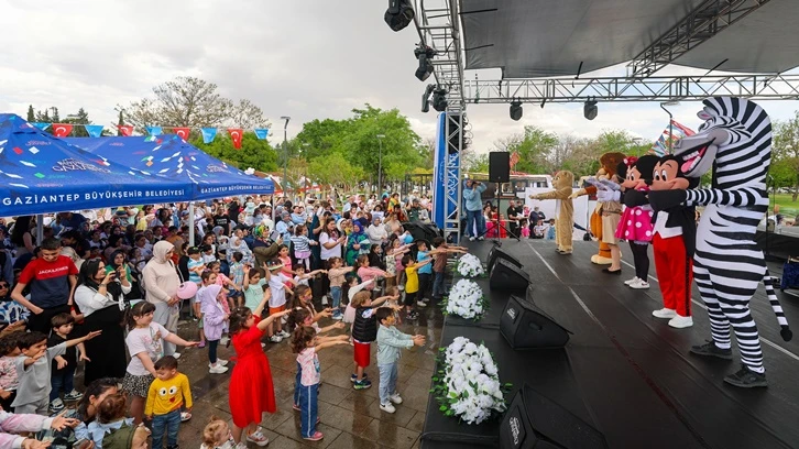 Anne Bebek Festivali çocuklara unutulmaz bir gün yaşattı