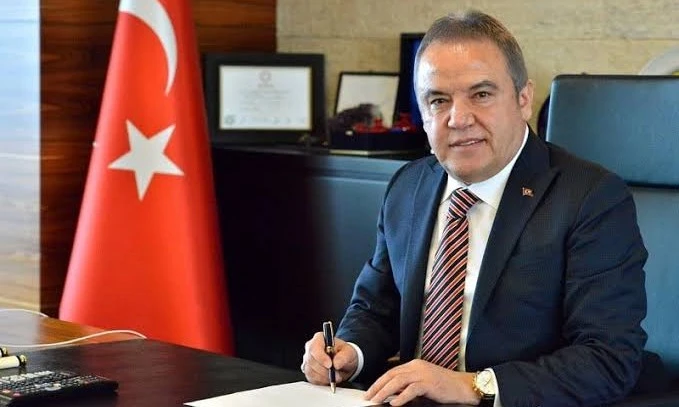 Antalya Büyükşehir Belediye Başkanı Muhittin Böcek tutuklandı!