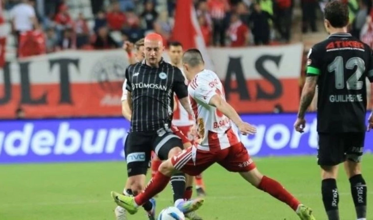 Antalyaspor, Konyaspor'un serisine son verdi!