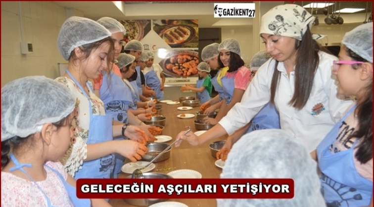 Aş&ccedil;ılık kursunda 50 &ccedil;ocuğa katılım belgesi