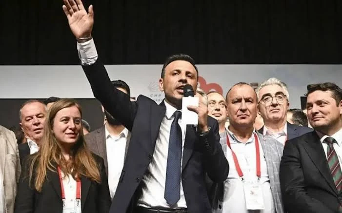 Asliye Hukuk'tan CHP İstanbul İl Kongresi'ni durdurun talebi