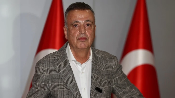 Ataşehir Belediye Başkanı Battal İlgezdi, CHP'den istifa etti!