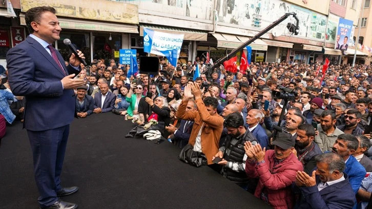 Babacan: Bizde enkaz edebiyatı yok, iş üreteceğiz