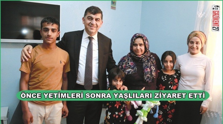 Babalarını kaybeden aileye konuk oldu