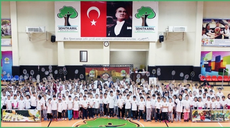 Badminton Kurtuluş Kupası'na rekor katılım