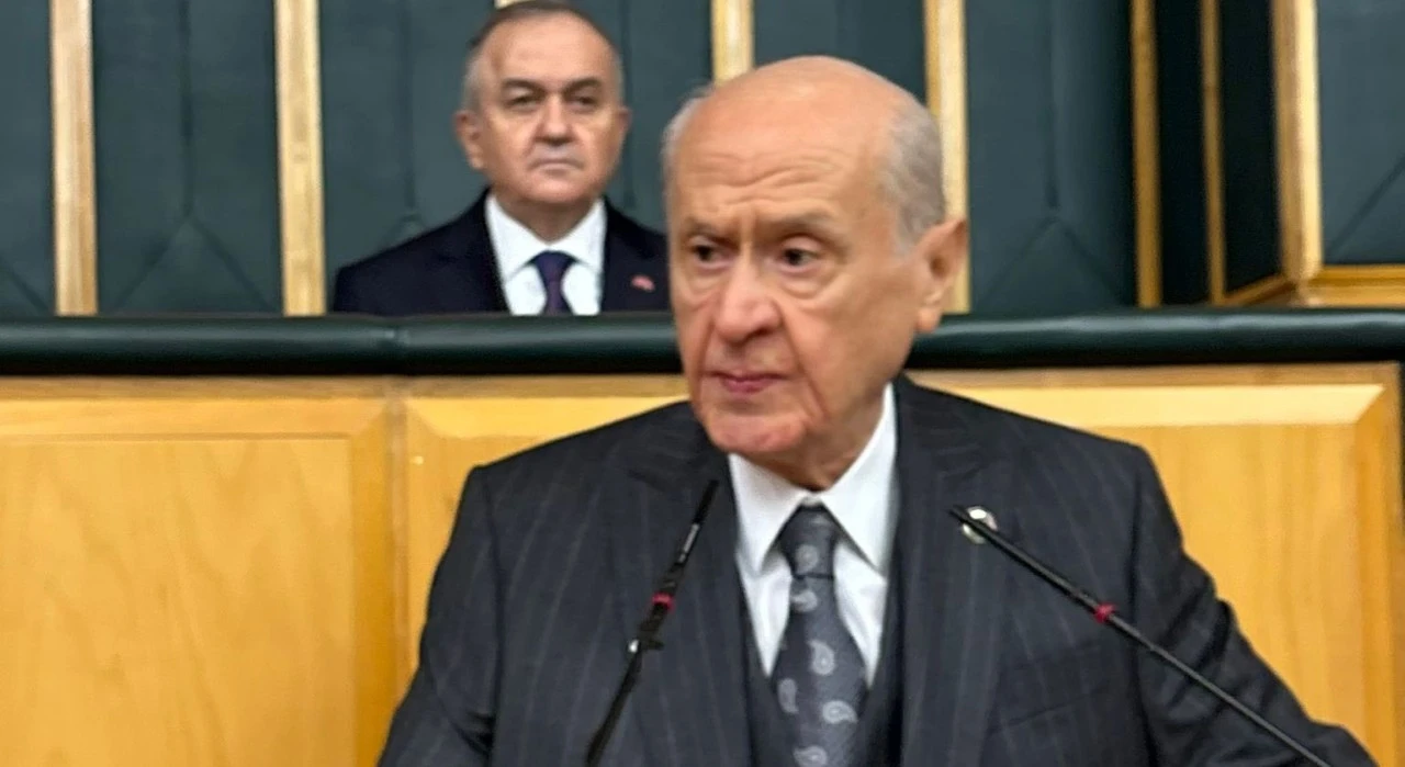 Bah&ccedil;eli Akın G&uuml;rlek'e sahip &ccedil;ıktı, CHP'yi hedef aldı