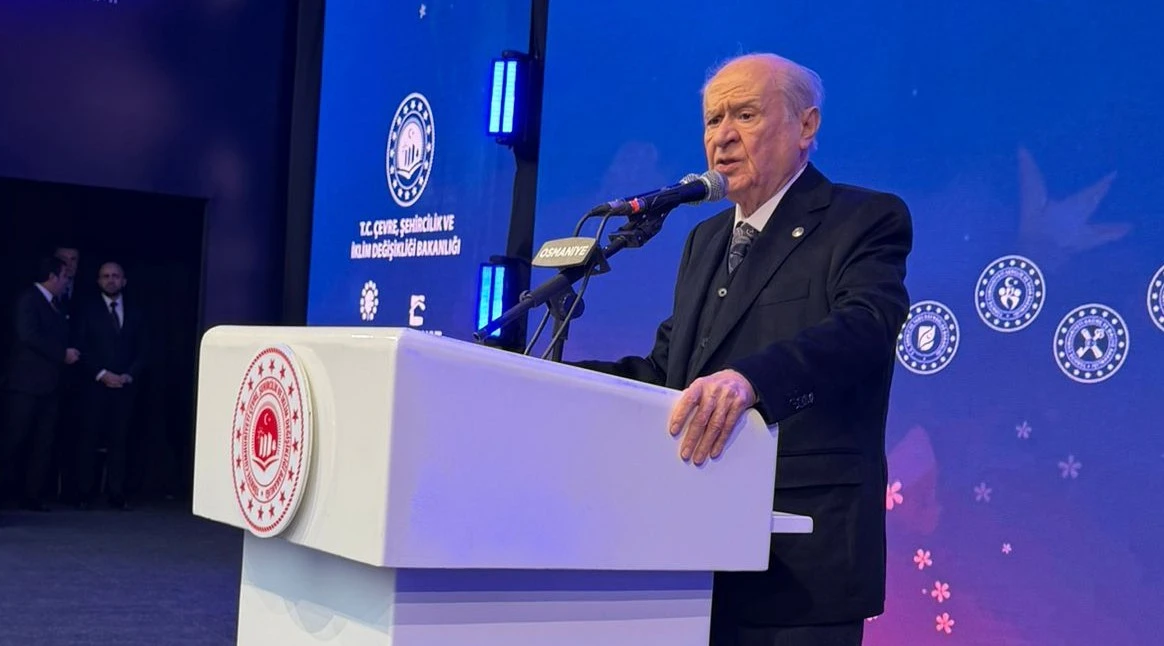 Bah&ccedil;eli, muhalefeti 'soytarı' ve 'fırsat d&uuml;şk&uuml;n&uuml; k&ouml;t&uuml;ler' ilan etti!