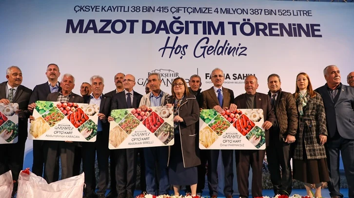 Bakan Şimşek mazot ve gübre dağıtım töreninde