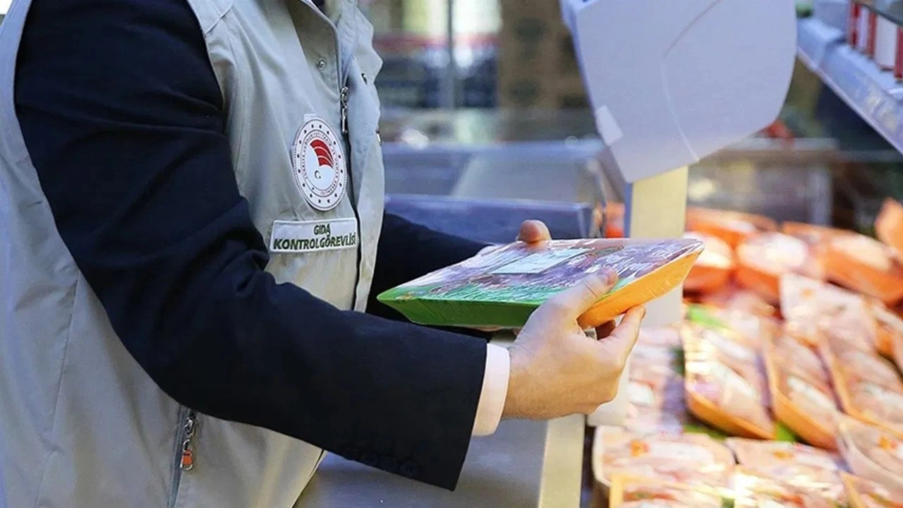 Bakanlık marka marka ifşa etti: Kırmızı et diyerek 'eşek eti' yedirmişler!