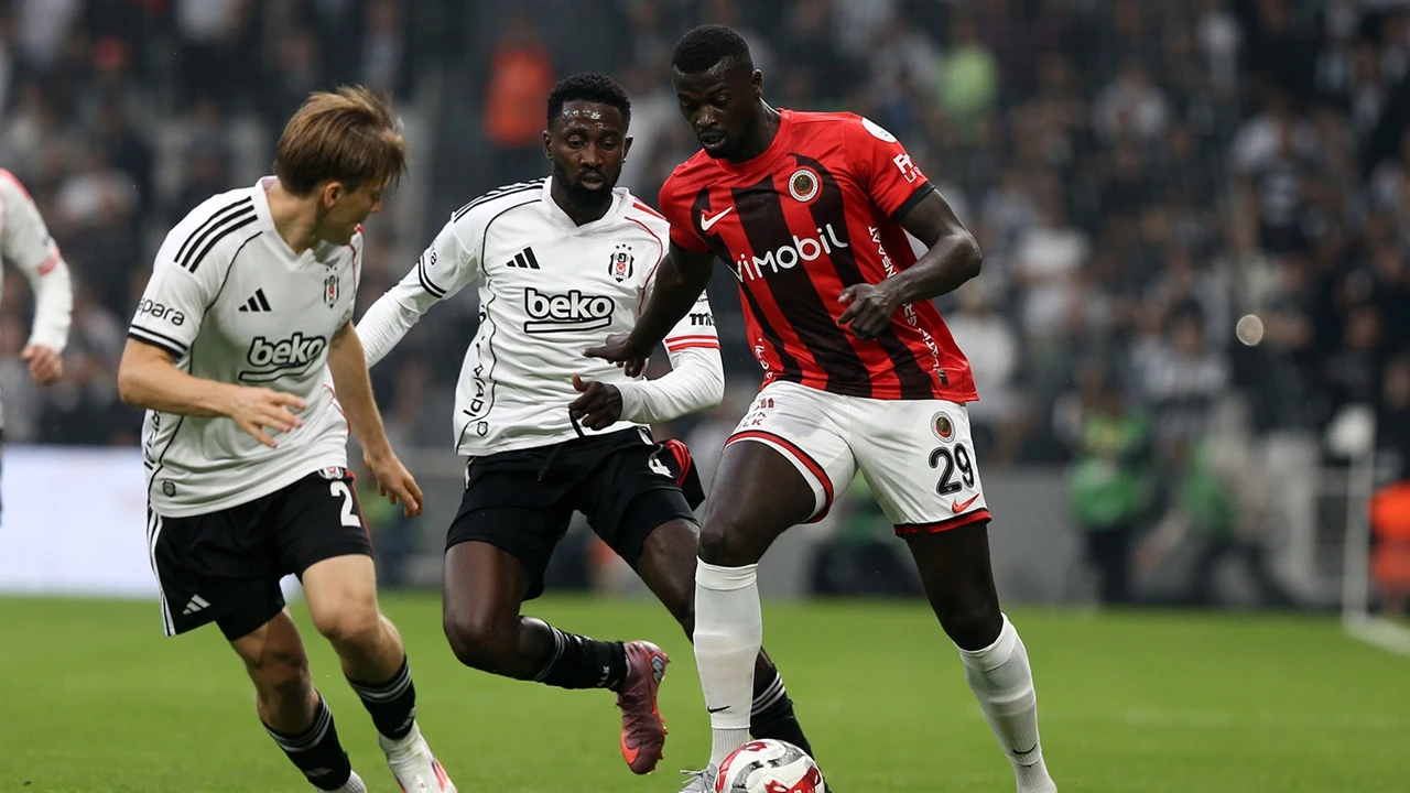 Beşiktaş'a evinde 3 dakikada yıkıldı: 1-2