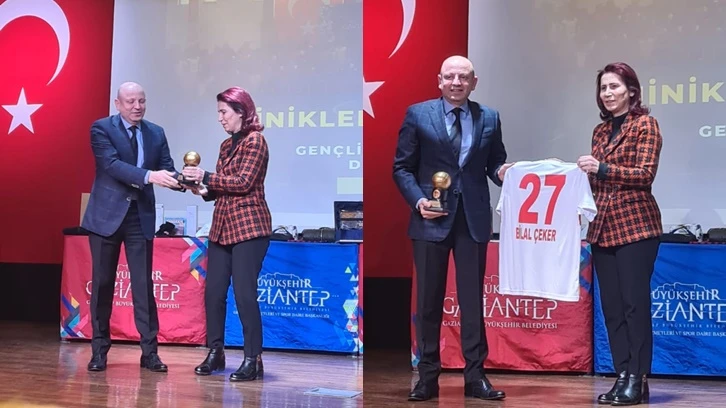 Bilal Çeker’e anlamlı ödül