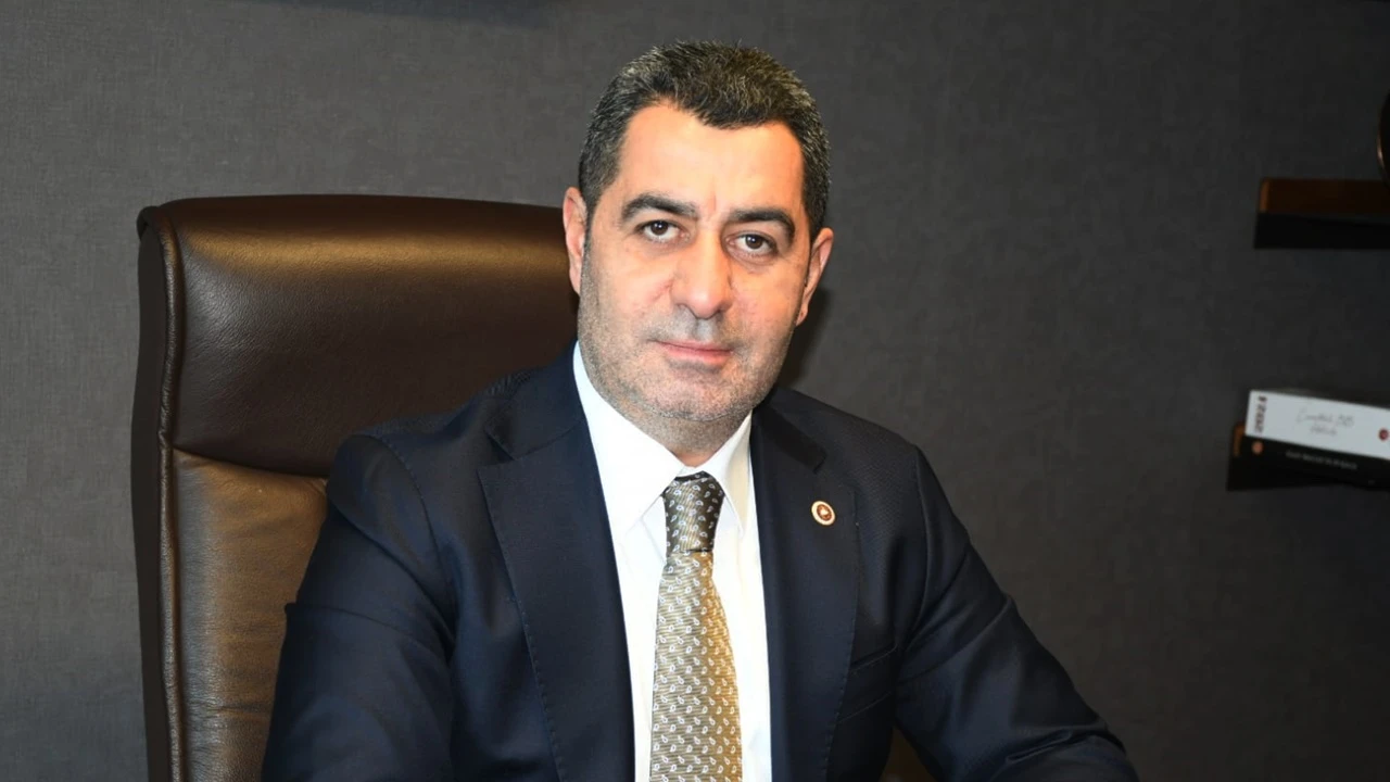 Bozgeyik: T&uuml;rkiye&rsquo;nin yarınını inan&ccedil;lı ve bilin&ccedil;li gen&ccedil;ler inşa edecek
