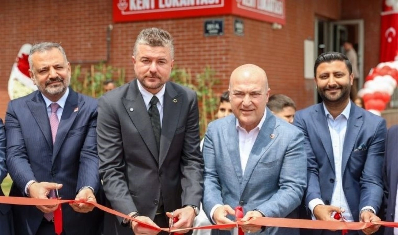 Buca’nın üçüncü Kent Lokantası açıldı