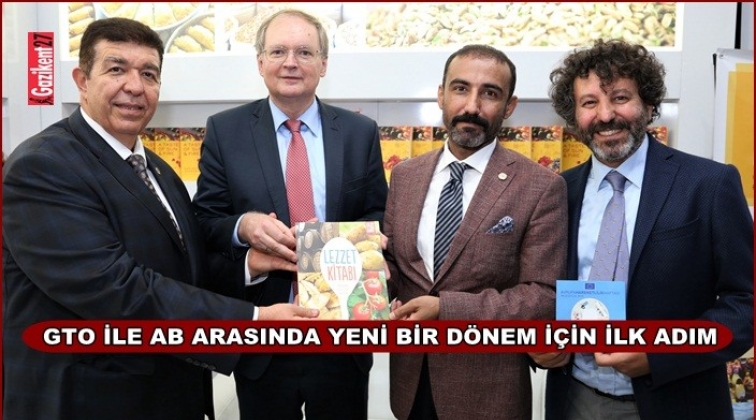 B&uuml;y&uuml;kel&ccedil;i Bergel ile yeni projeleri g&ouml;r&uuml;şt&uuml;ler