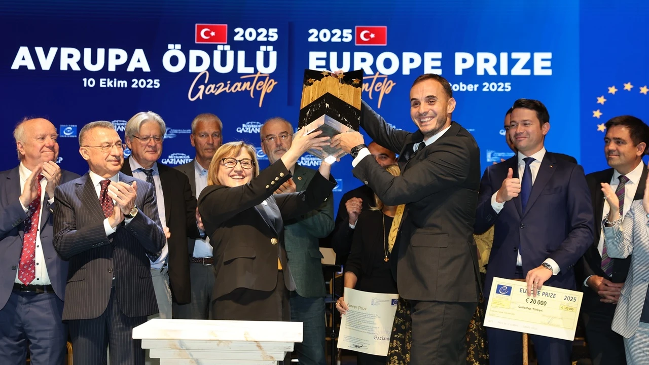 B&uuml;y&uuml;kşehir, 2025 yılını &ouml;d&uuml;llerle ta&ccedil;landırdı...