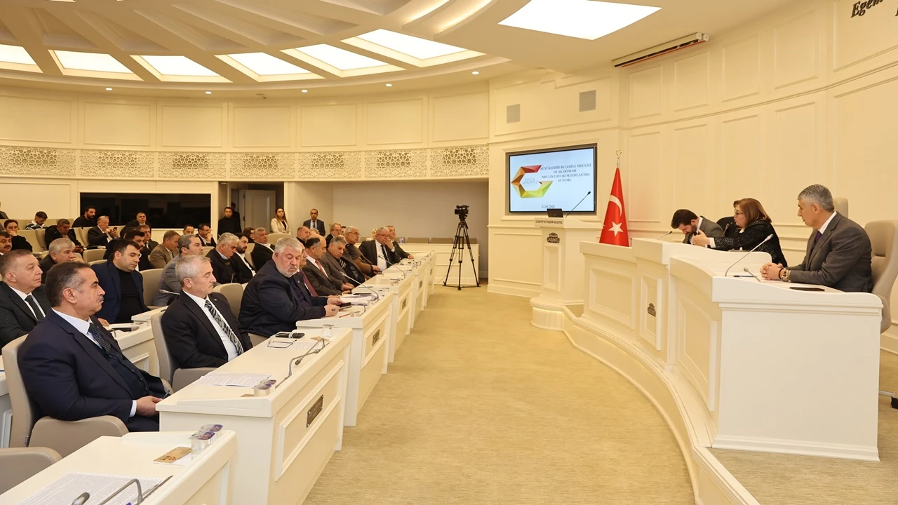 B&uuml;y&uuml;kşehir'de 2026 yılının ilk meclisi yapıldı