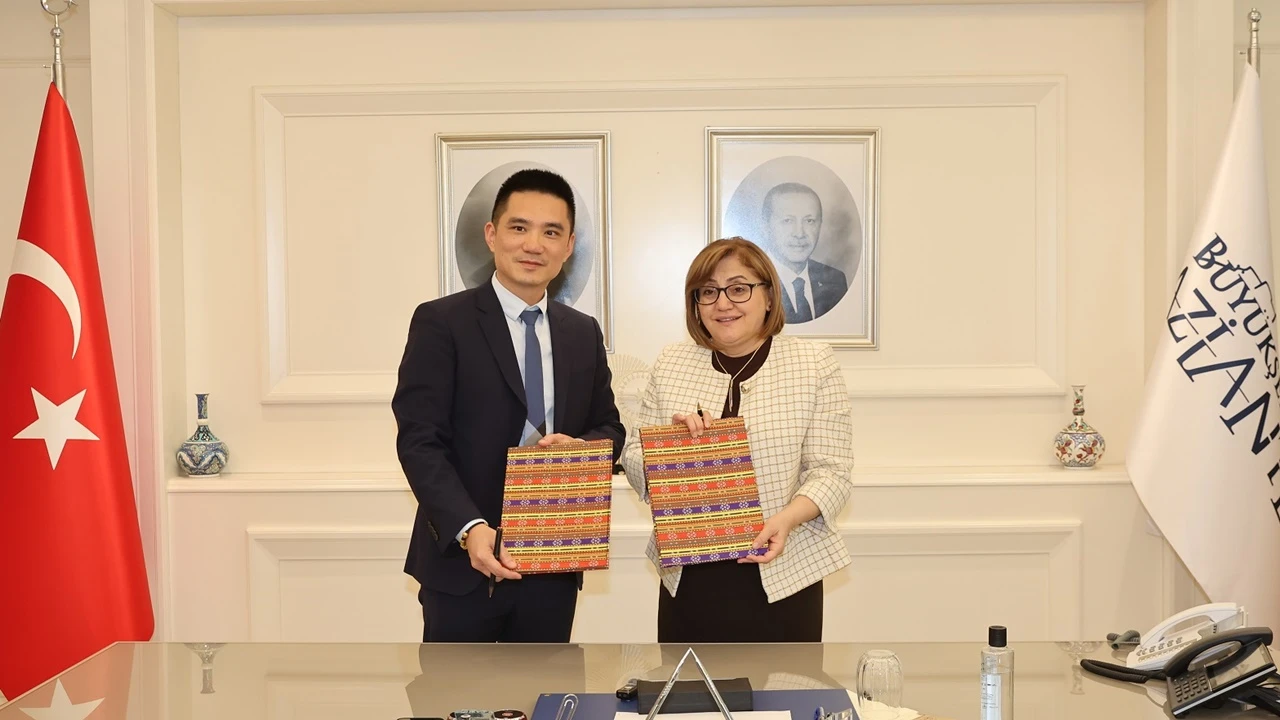 Büyükşehir ile Huawei iyi niyet sözleşmesi imzaladı