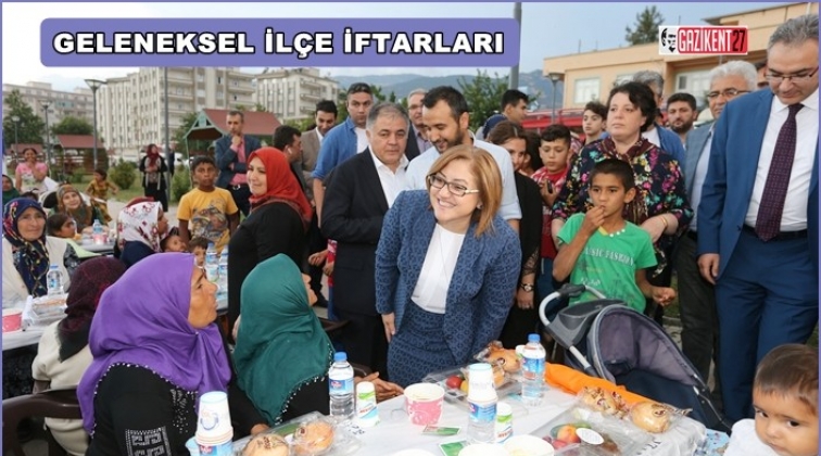 B&uuml;y&uuml;kşehir'in iftar programları s&uuml;r&uuml;yor