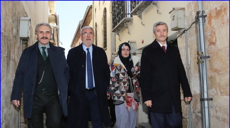 &Ccedil;amlı ve Metiner Şahinbey'i gezdi