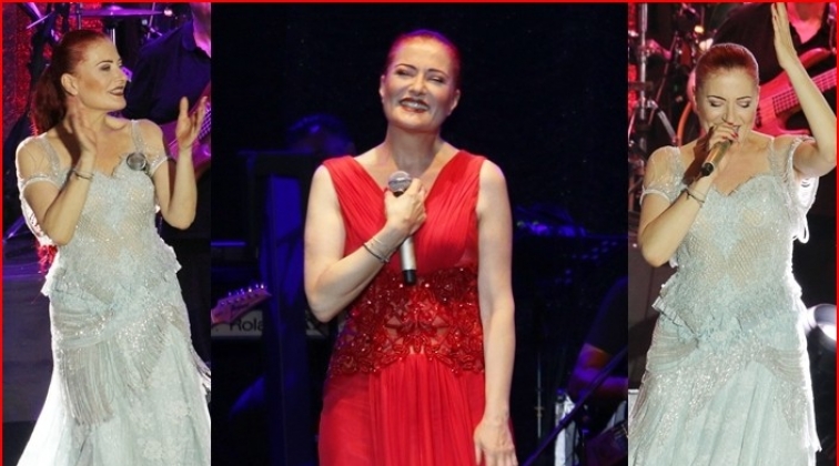 Candan Erçetin yine büyüledi...