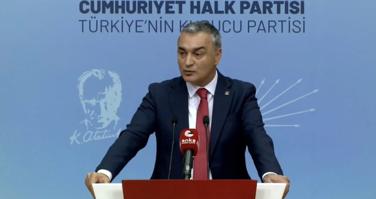 CHP'de butlan y&ouml;netimi haftalık g&ouml;revden alma g&ouml;revini yerine getirdi!