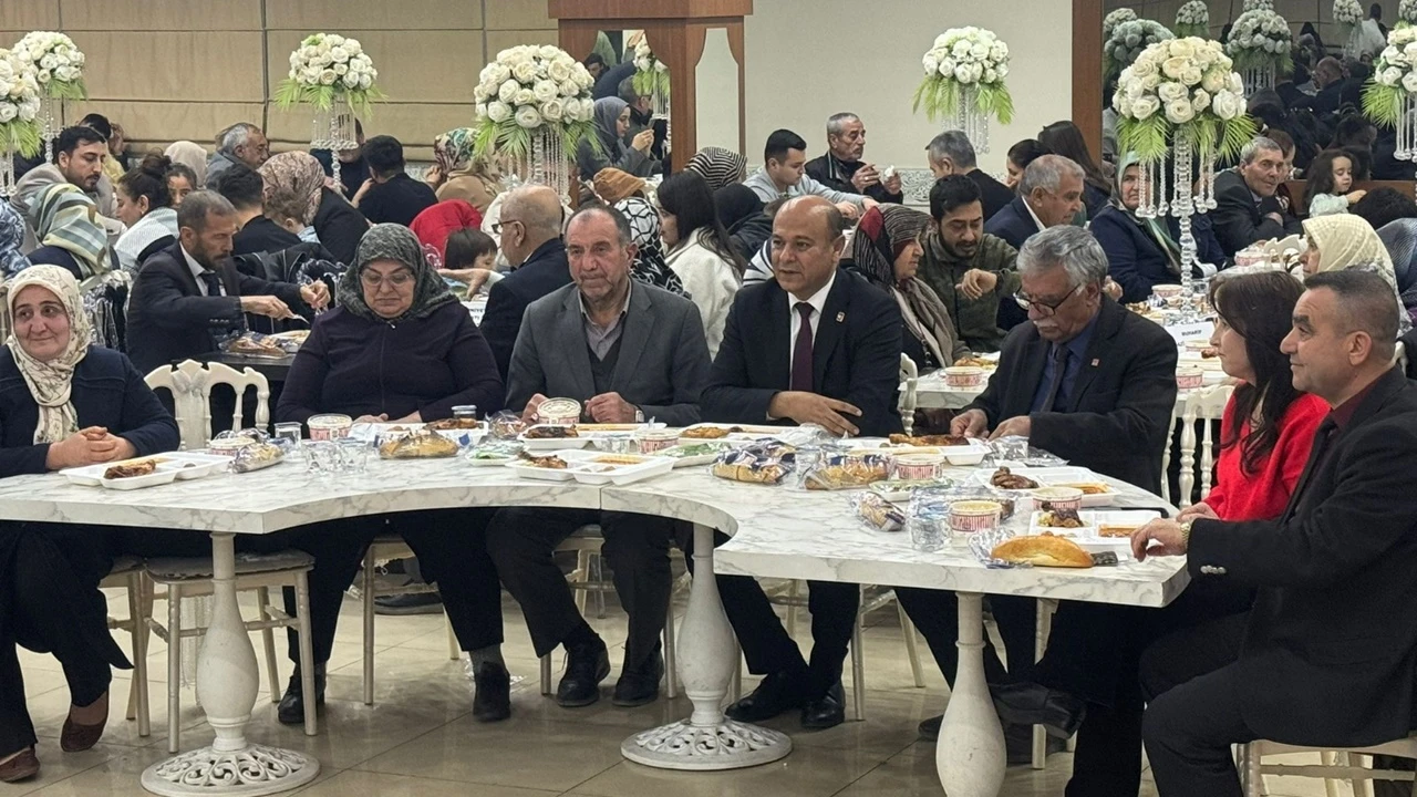 CHP&rsquo;den, şehit aileleri ve gazilerle ş&uuml;kran buluşması