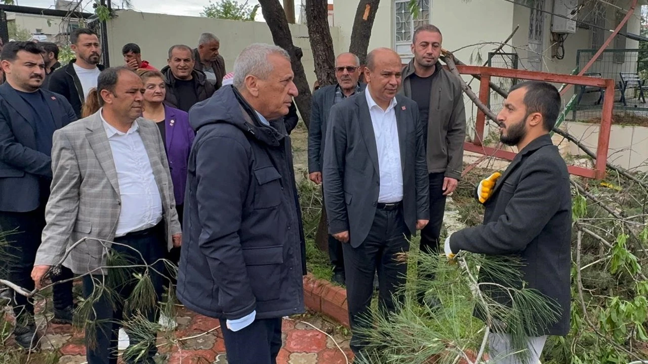 CHP Gaziantep&rsquo;te 4 ekiple sahaya indi