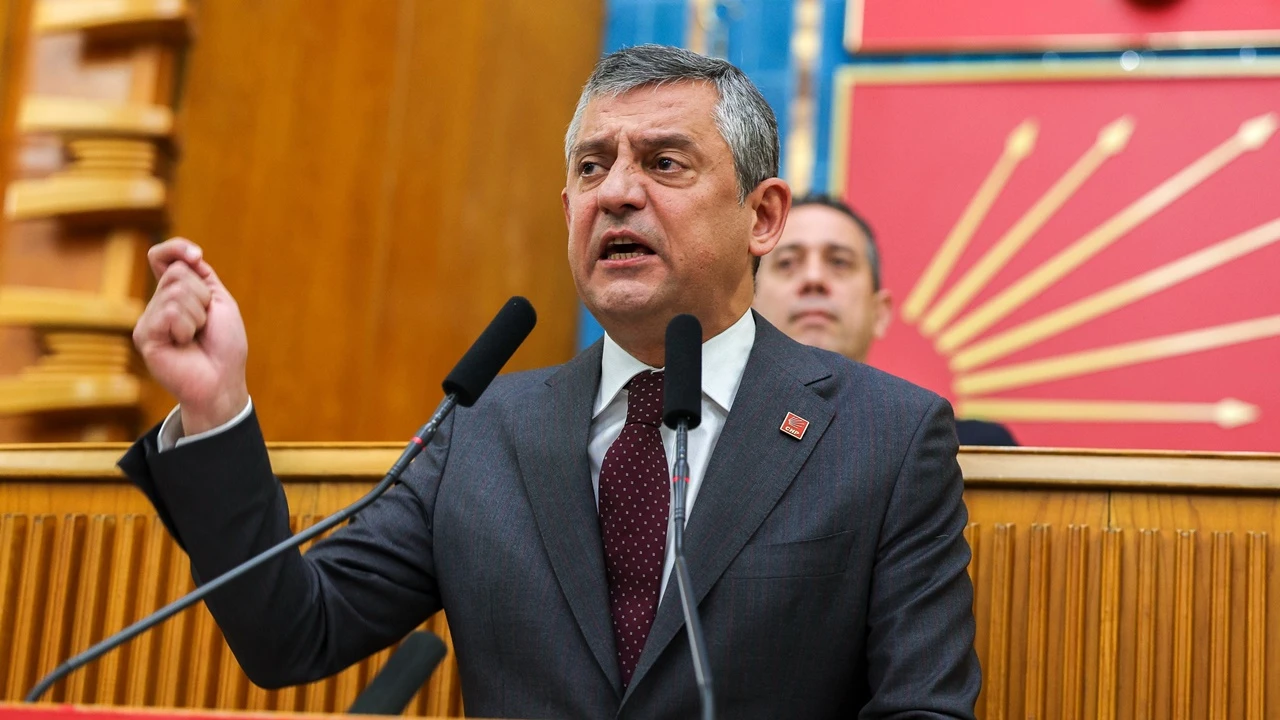 CHP Genel Başkanı &Ouml;zg&uuml;r &Ouml;zel'e soruşturma başlatıldı!