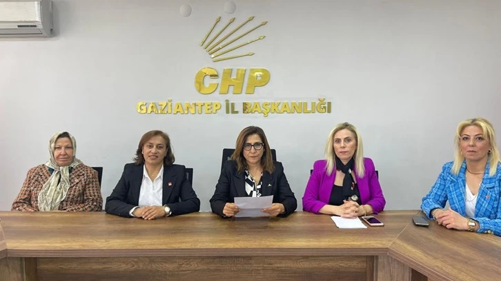 CHP'li kadınlardan "seçme ve seçilme hakkı" açıklaması