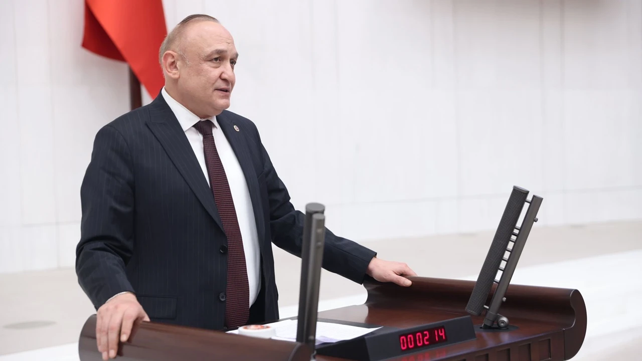 CHP&rsquo;li Meri&ccedil;, Araban&rsquo;da vatandaşın onardığı tarihi &ccedil;eşmeleri TBMM&rsquo;ye taşıdı