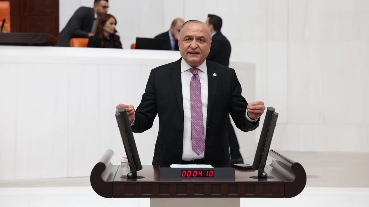 CHP’li Meriç: Araç muayenesinde 2027’ye kadar kredi kartı komisyonu ödeyeceğiz